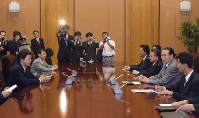 Koizumi message on normalization conveyed to N. Korea